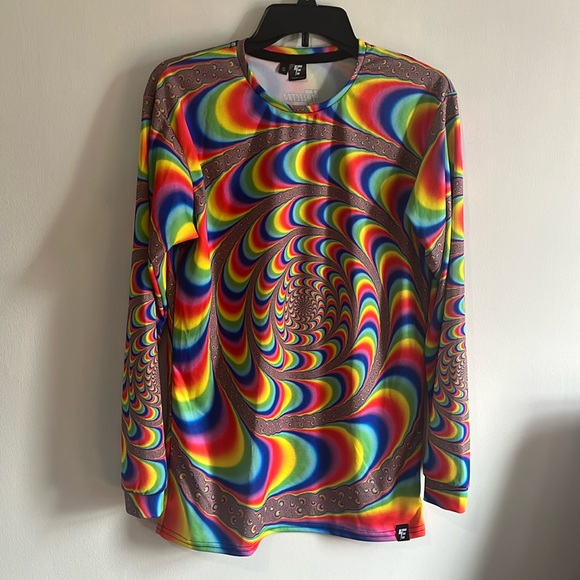 NWOT trippy long sleeve - Picture 1 of 3